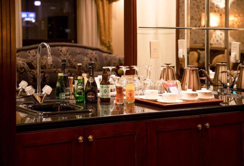Президентский Люкс, Premier Hotel  Tsubaki  Sapporo
