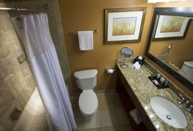 سوییت, The Rockville Hotel, A Ramada By Wyndham