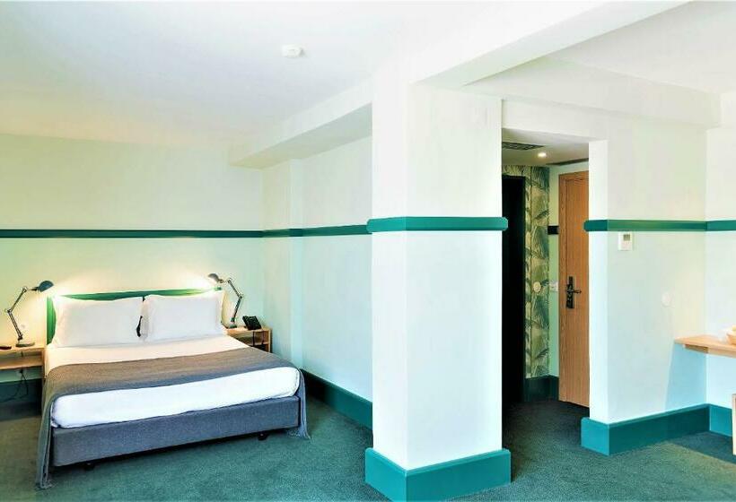 سوییت جونیور, Holiday Inn Express And Suites Lisbon Principe Real By Ihg