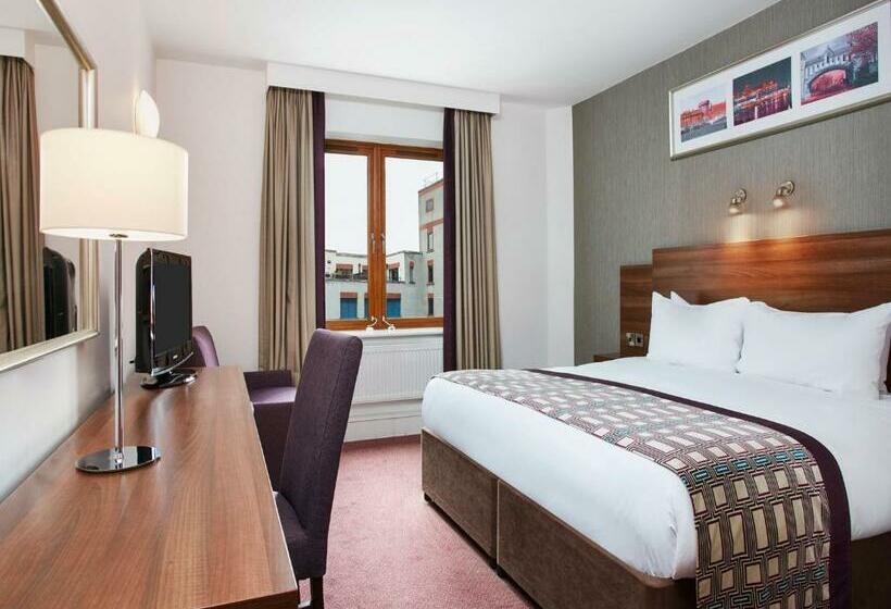 스탠다드 룸 킹사이즈 침대, Leonardo Dublin Christchurch
