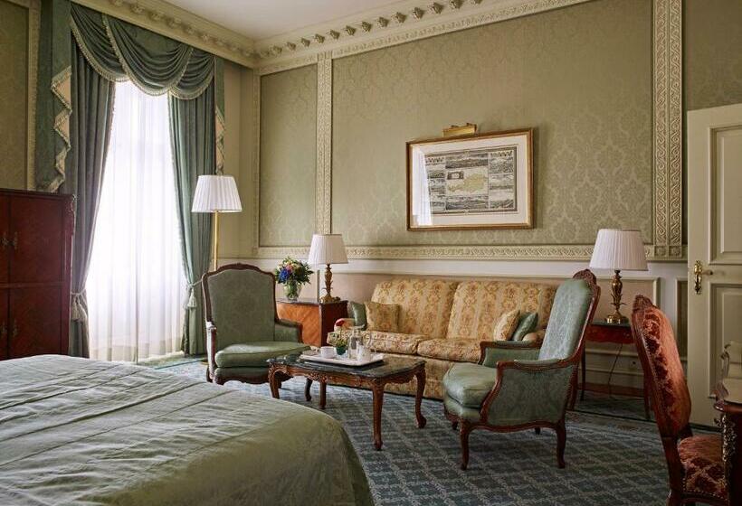 스탠다드 룸 킹사이즈 침대, Grand Hotel Wien
