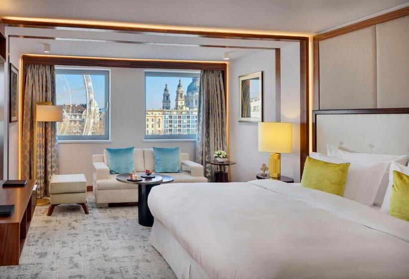 Номер Deluxe Вид на Парк, Kempinski Hotel Corvinus Budapest