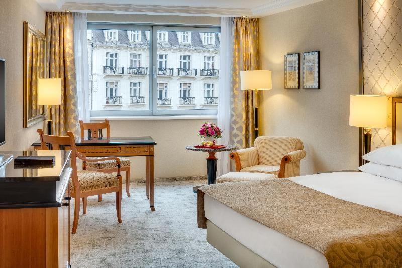 Номер Стандарт, Kempinski Hotel Corvinus Budapest