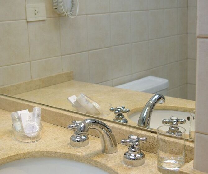 استودیوی استاندارد, Loi Flats Buenos Aires