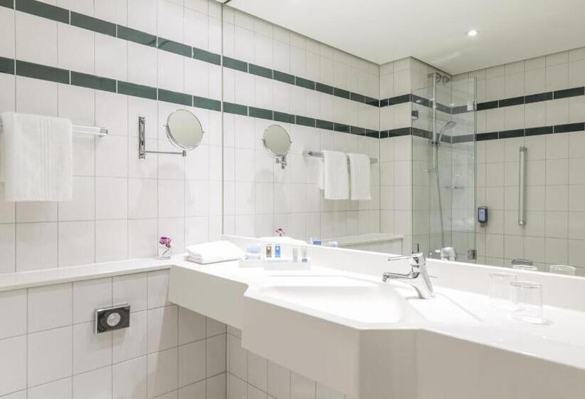 Номер Стандарт, Novotel Freiburg Am Konzerthaus
