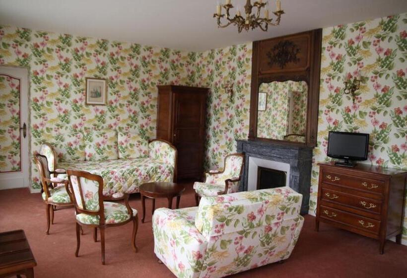 Люкс с Террасой, Chateau Des Bondons Ei