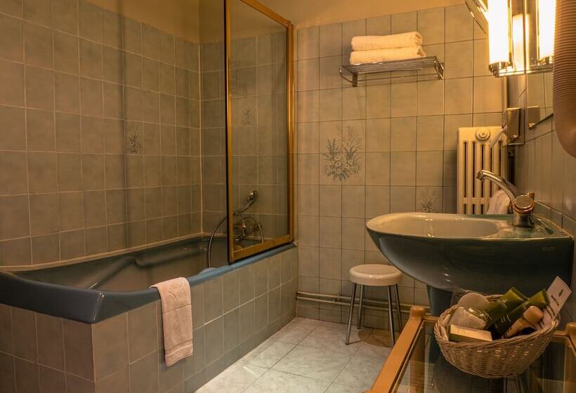Классический Номер, Chateau Des Bondons Ei