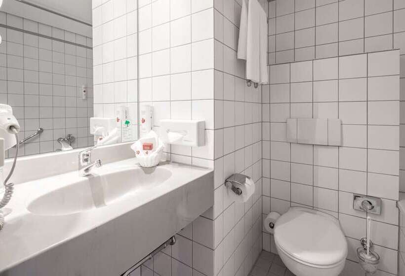 Номер Economy, Ramada By Wyndham Dresden