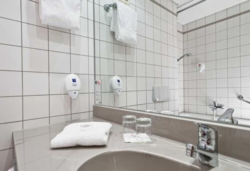 Полулюкс, Ramada By Wyndham Dresden