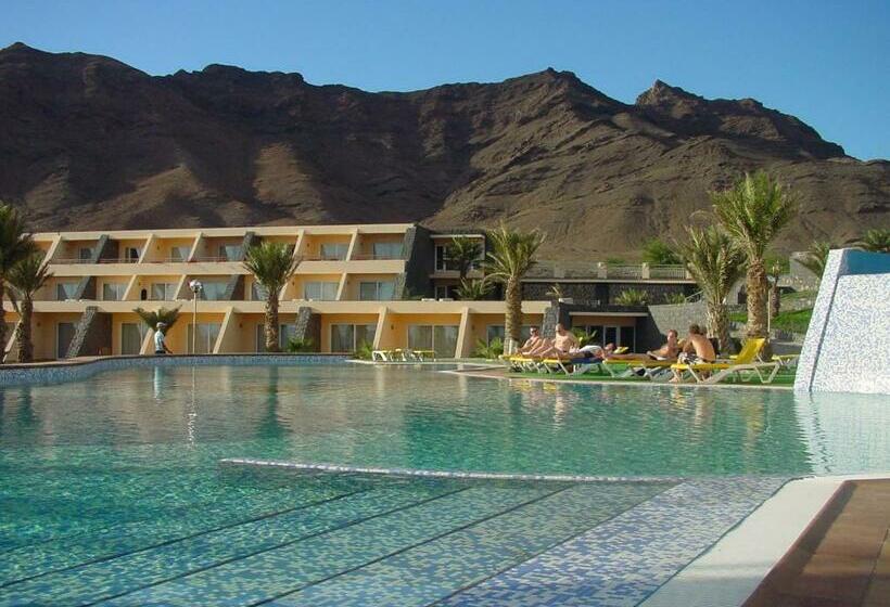 اتاق لوکس با چشم‌انداز دریا, Flag Hotel Foya Branca