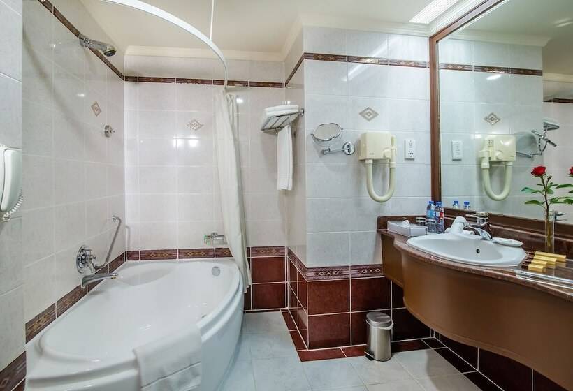 Президентский Люкс, Grand Excelsior Hotel Deira