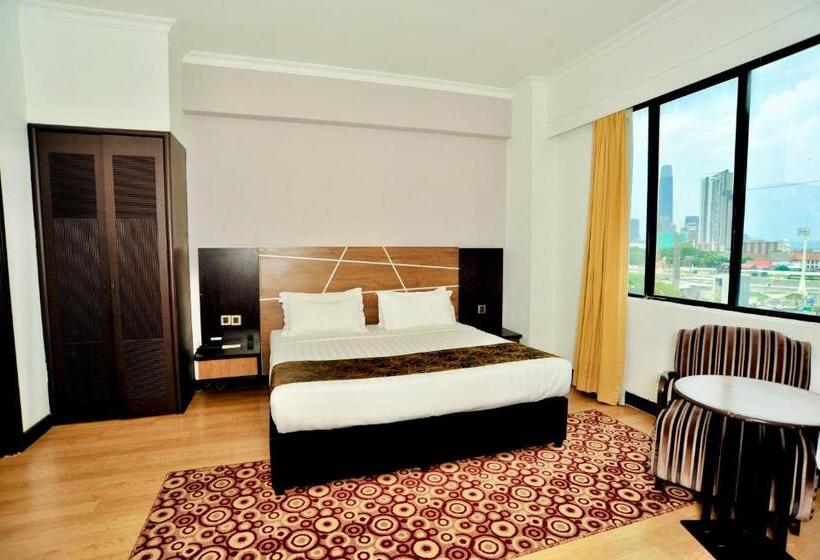 اتاق سوپریور با تخت بزرگ, Howard Johnson By Wyndham Kuala Lumpur 118