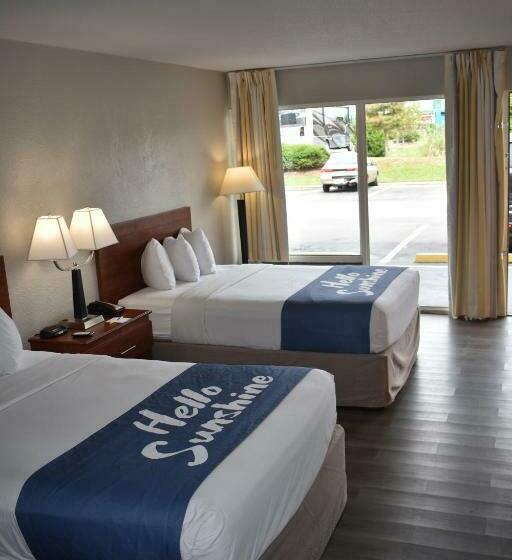 디럭스 룸, Days Inn By Wyndham Wildwood I75