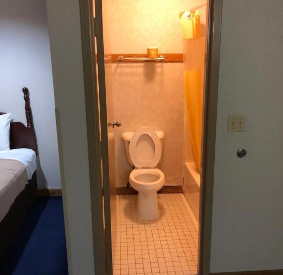 Люкс, Denison Inn & Suites