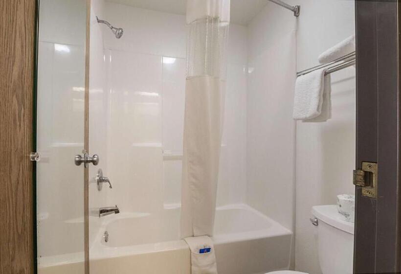 Люкс, Motel 6 Waterloo, Ia   Crossroads Mall   Cedar Falls