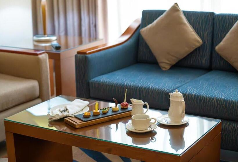 Люкс 2 Спальни, Al Rawda Arjaan By Rotana, Abu Dhabi