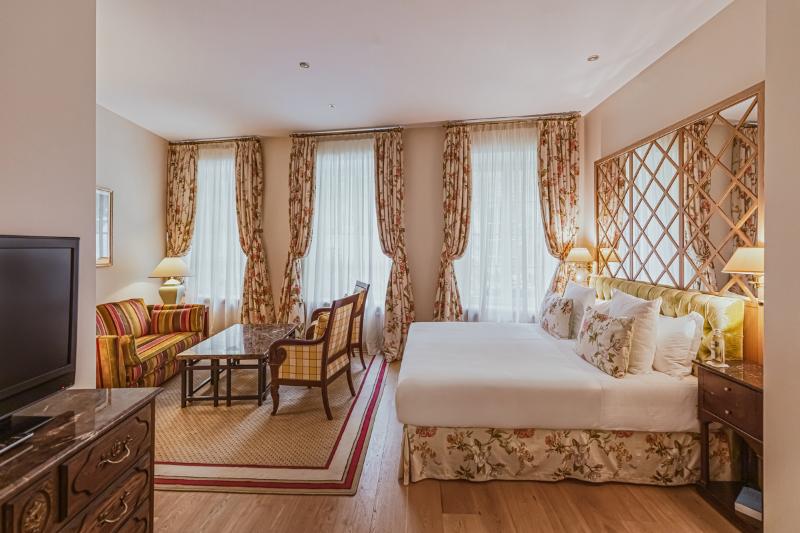 اتاق لوکس, Relais & Chateaux Stikliai