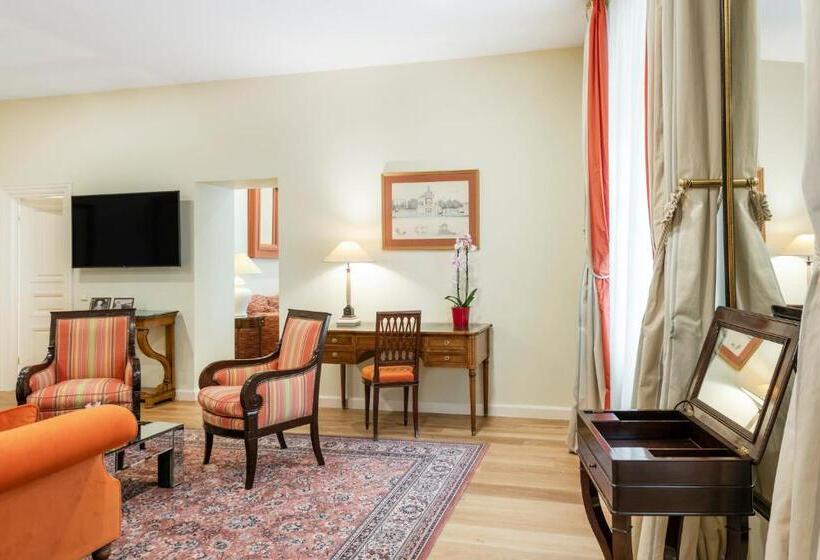 سوییت لوکس, Relais & Chateaux Stikliai