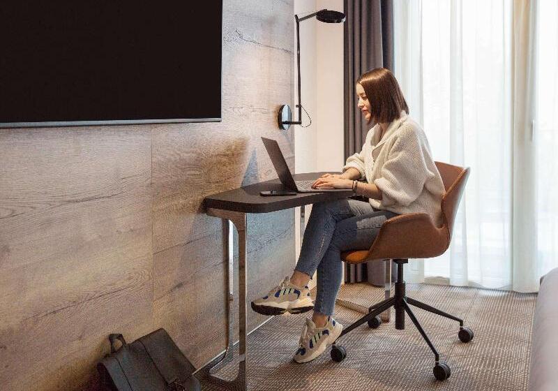 Номер Executive, Novotel Lausanne Bussigny