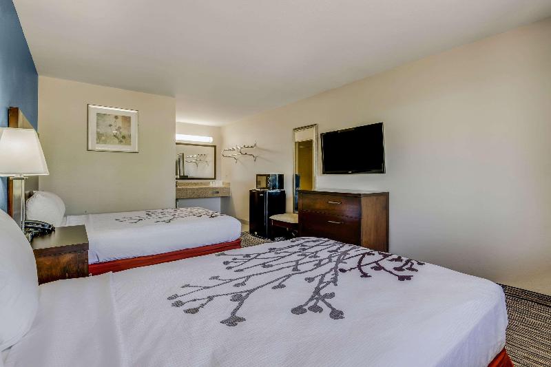 Номер Стандарт, Econo Lodge Inn & Suites