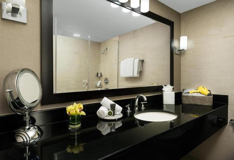 Стандартный Номер Кровать Кинг, Hyatt Centric Arlington