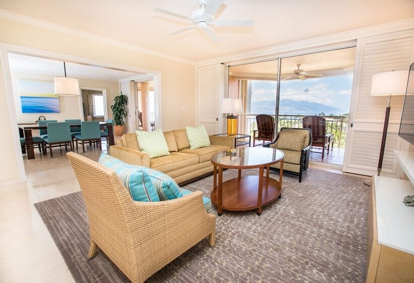Люкс Повышенной Комфортности, Grand Wailea Maui, A Waldorf Astoria Resort