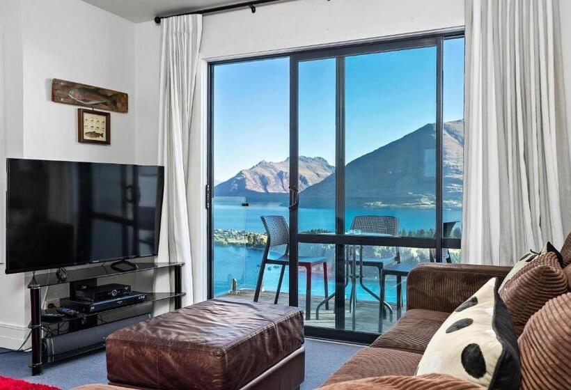 Апартаменты 1 Спальня, Amity Serviced Apartments