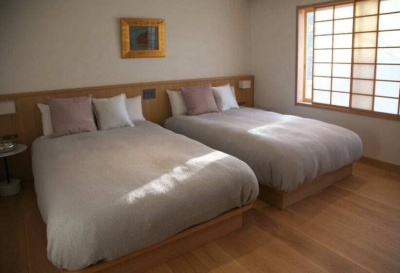 디럭스 스위트, Arima Onsen Takayamaso Hanano