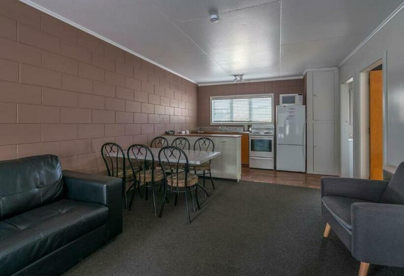 Семейные Апартаменты, Sierra Beachfront Motel