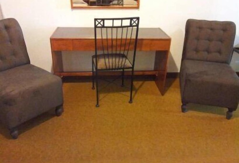 Standard Triple Room, Rivoli Hotel Jerusalem