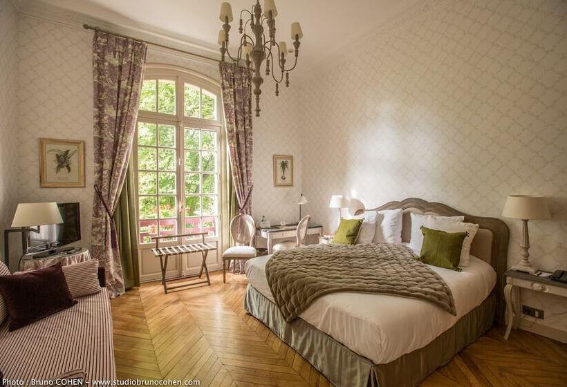 Номер Стандарт, Le Chateau De La Tour