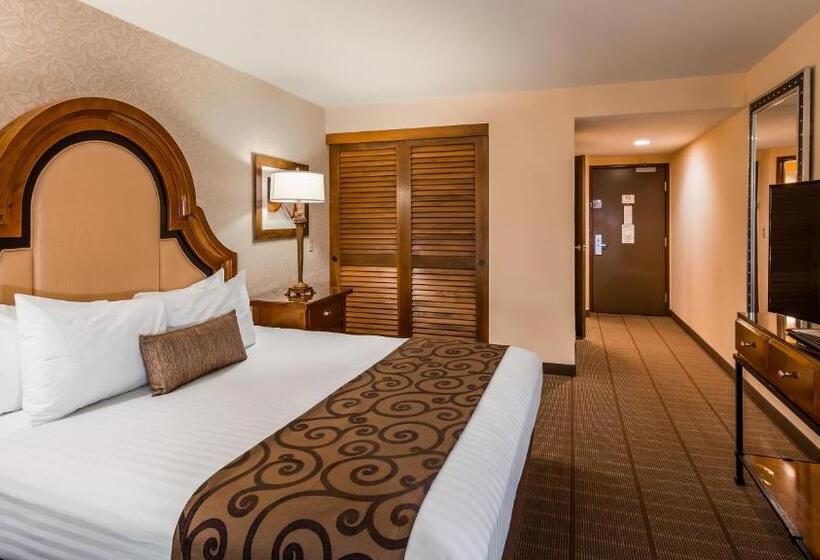 带大床的套房, Best Western Plus Boomtown Casino