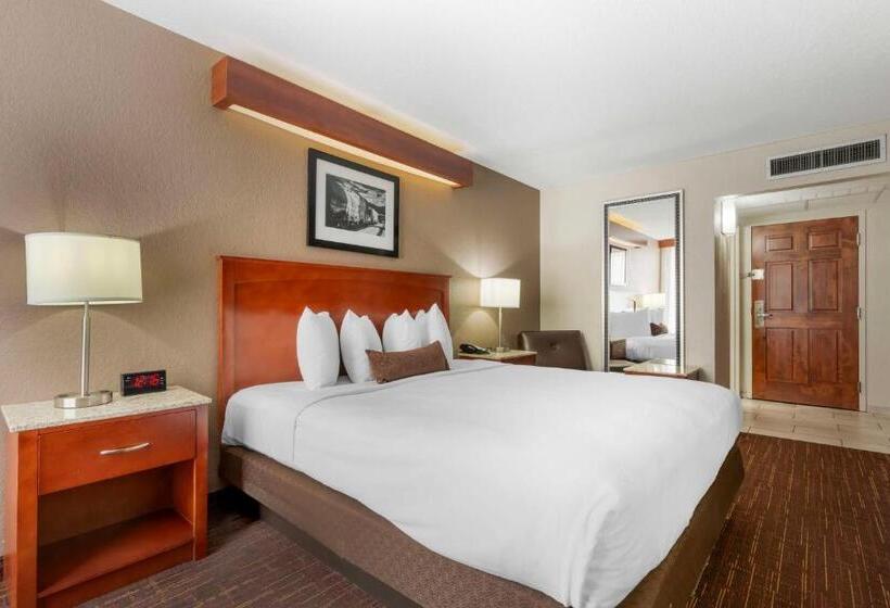 适合残疾人士使用的带超级大床的标准间, Best Western Plus Boomtown Casino