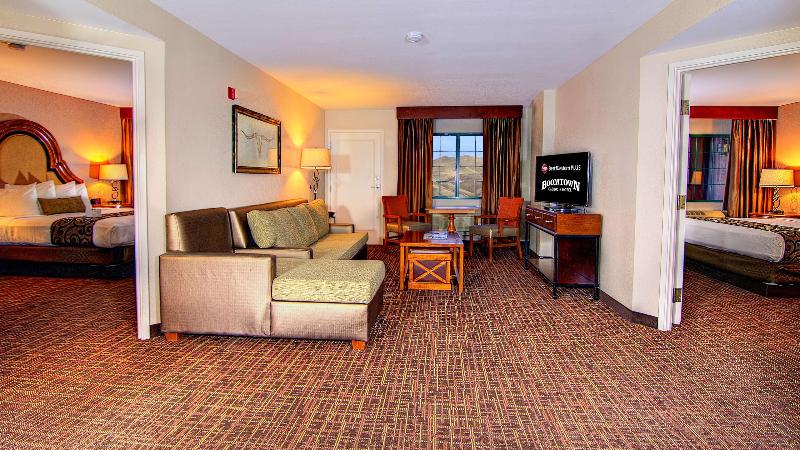 带大床的套房, Best Western Plus Boomtown Casino