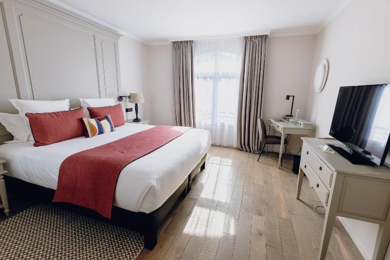 Номер Комфорт, Hostellerie Cèdre & Spa Beaune