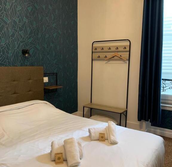 이코노미 룸, Hôtel & Restaurant Le Patio Vichy