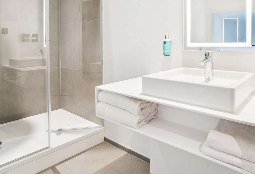 Номер Executive, Novotel Paris Charentonlepont