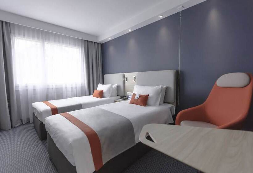 Номер Стандарт, Holiday Inn Express Luzern Neuenkirch, An Ihg