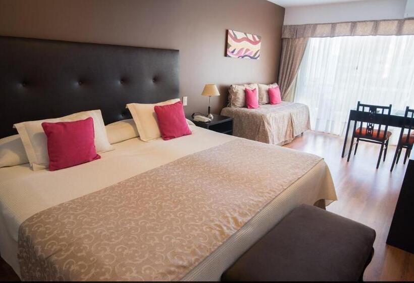 高级三人间, Gran Hotel Continental