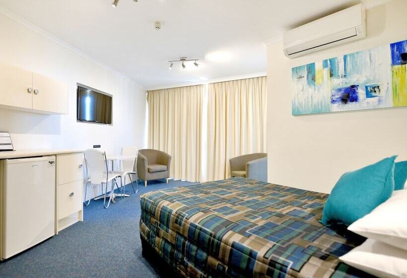 Номер Стандарт с Балконом, Atlantic Tower Motor Inn