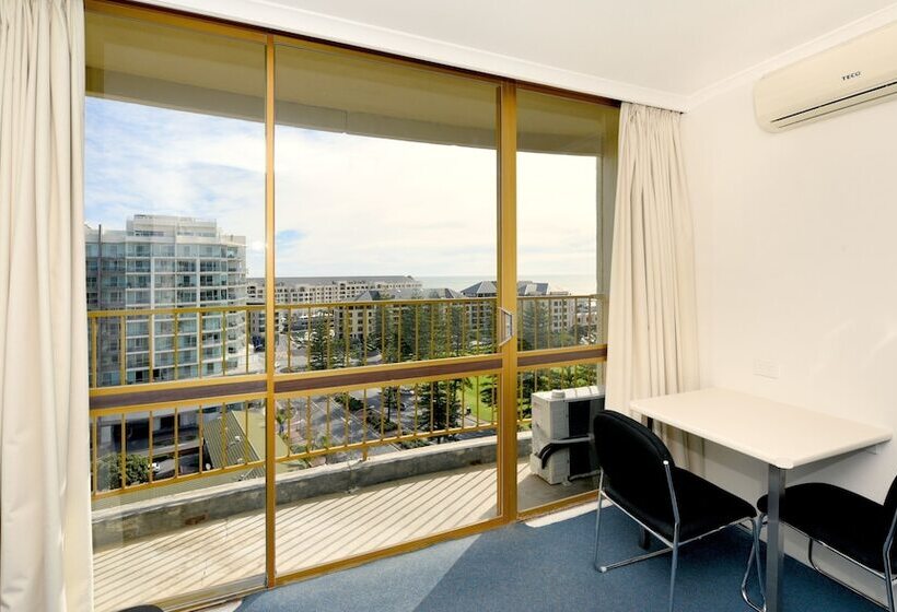 Номер Стандарт Адаптированный для Инвалидов, Atlantic Tower Motor Inn