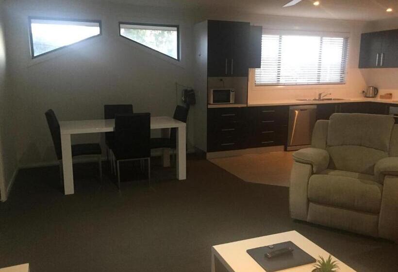 침실 2개 아파트, Macquarie Barracks Motor Inn
