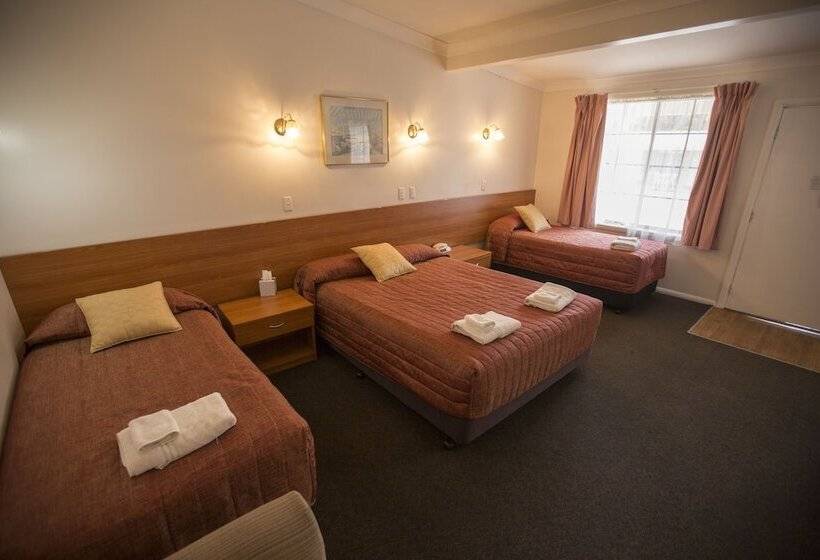 Семейный Номер, Colonial Motor Lodge Scone