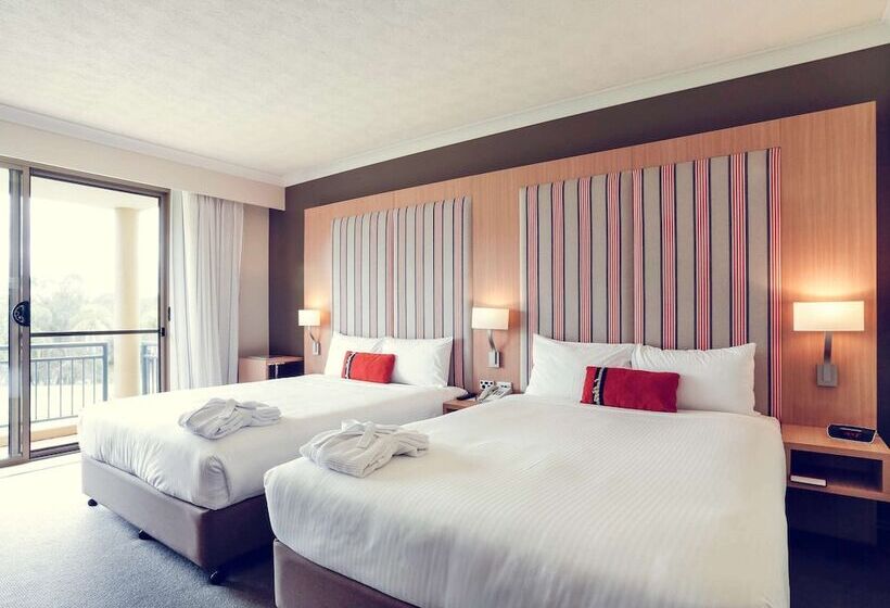 스탠다드 룸 더블 침대, Mercure Gold Coast Resort