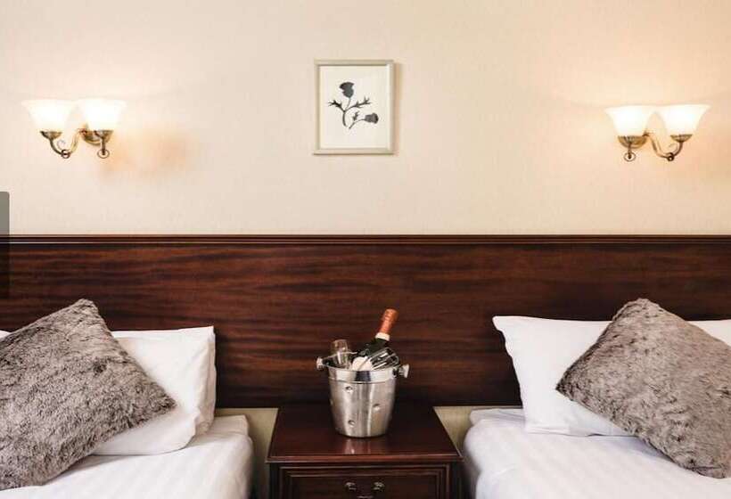 스탠다드 룸, The Lovat