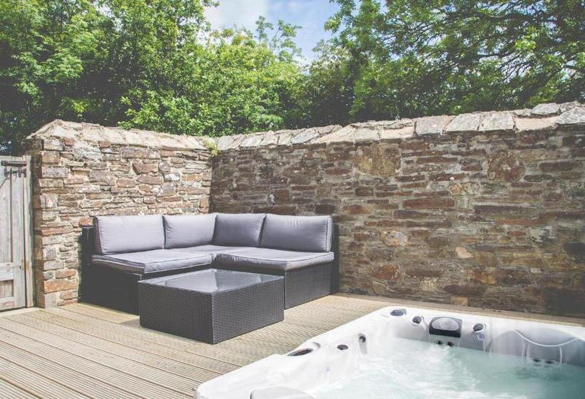 Президентский Люкс, Boringdon Hall Hotel And Spa