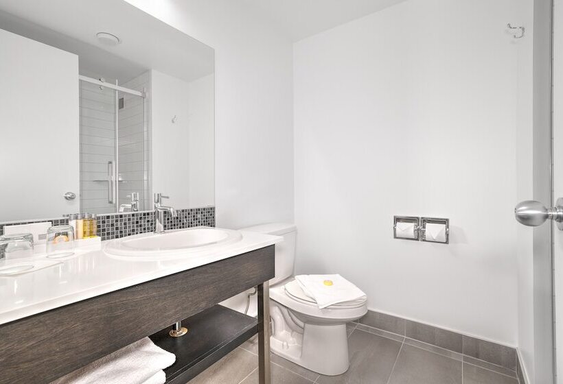 Номер Стандарт 2 Двуспальные Кровати, Le Victorin, An Ascend Hotel Collection Member