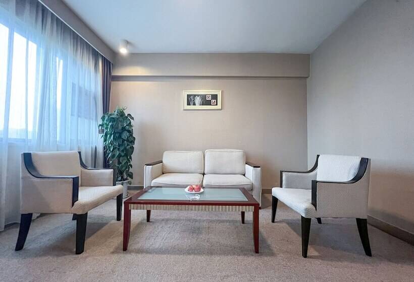Люкс, Holiday Inn Express Zhengzhou Zhongzhou, An Ihg