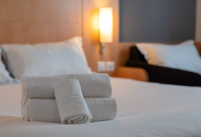 스탠다드 트리플 룸, Easyhotel Nice Old Town