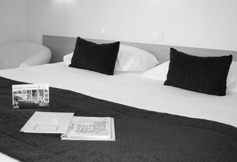 Номер Superior, Hôtel De La Rhune